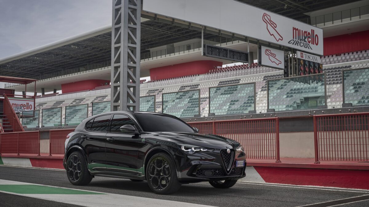 Alfa Romeo Stelvio 2025