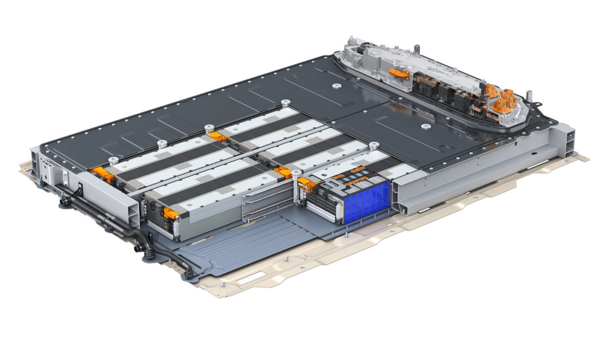 High performance, compact, and intelligent: the high voltage bat