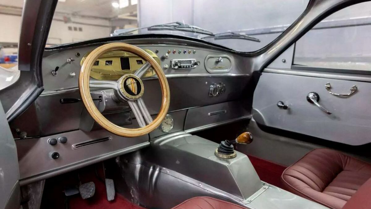 De Lorenzo (2) De Lorenzo (2)