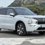 Mitsubishi Outlander PHEV 2025 (1)