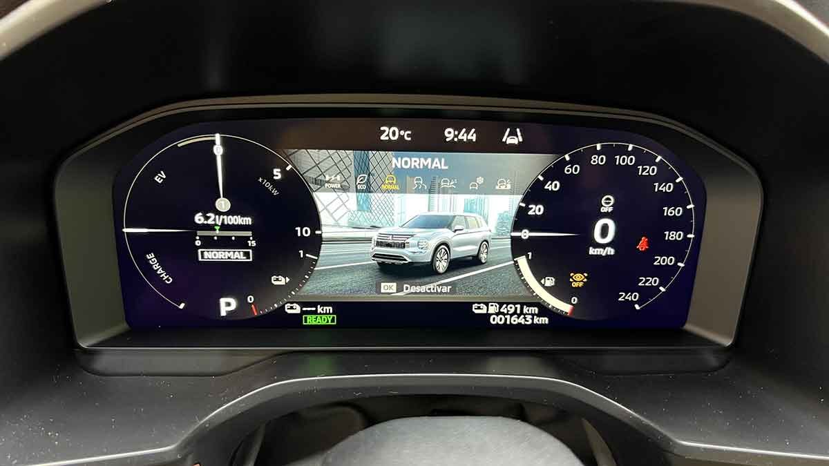 Mitsubishi Outlander PHEV 2025 (8)