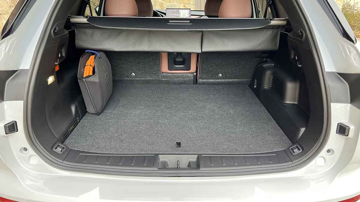 Mitsubishi Outlander PHEV 2025 (9)