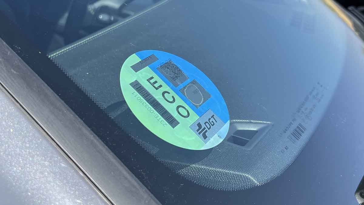 Peugeot 308 GT Hybrid 145 2025 (5)