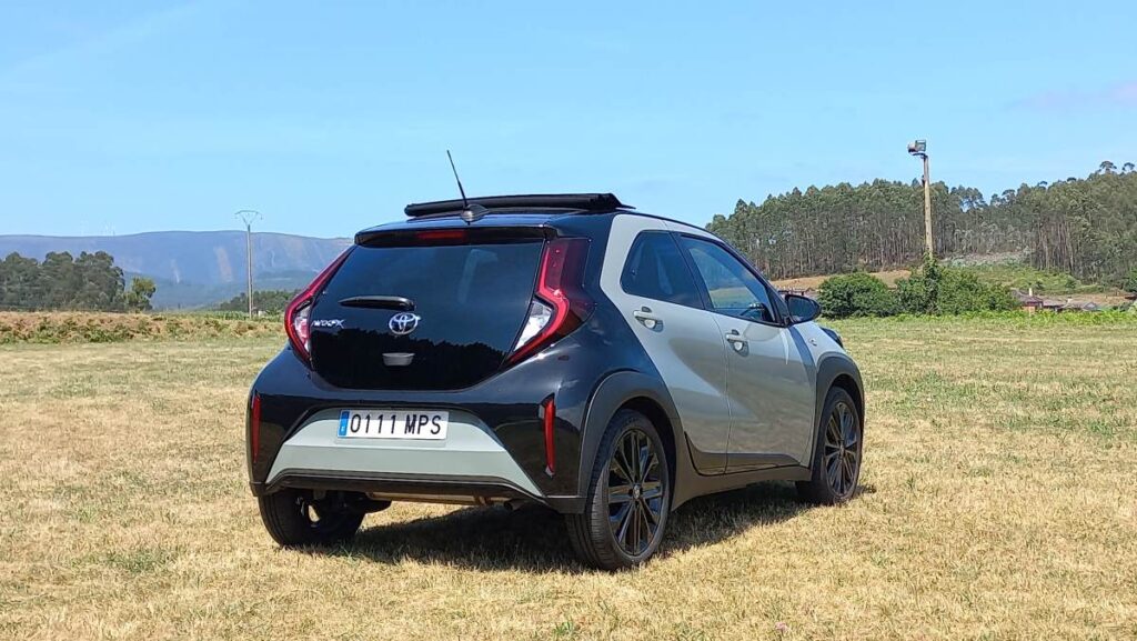 Toyota Aygo X Cross (6)
