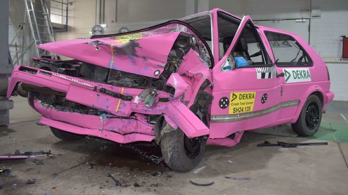 dekra crash test golf ii 2