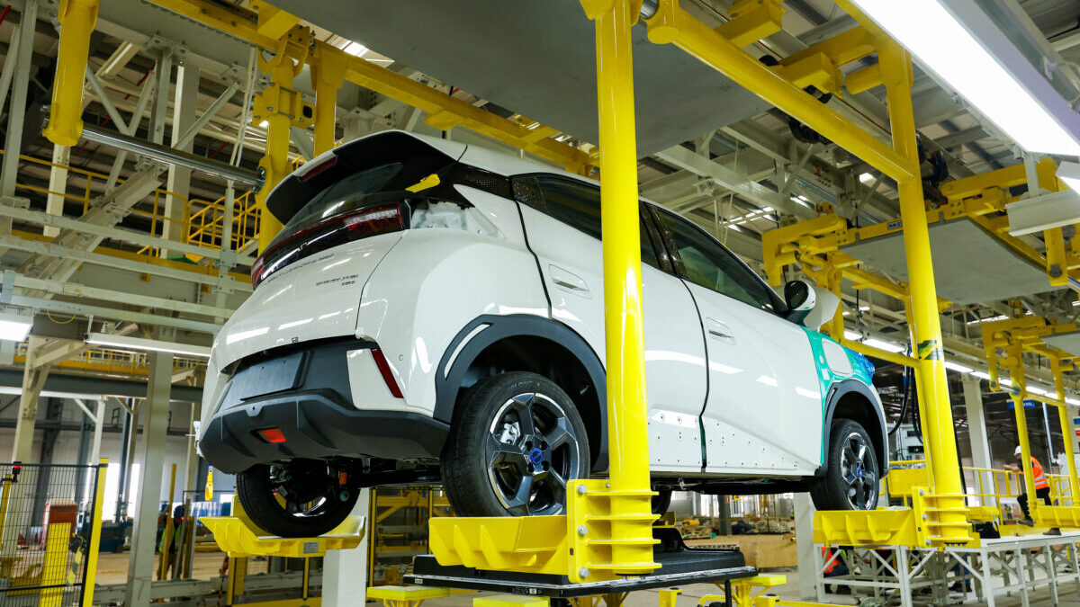 BYD DOLPHIN SURF BYD DOLPHIN SURF