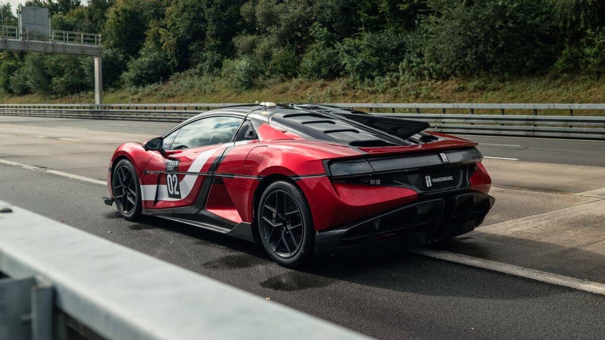 BYD Yangwang U9 record (3) BYD Yangwang U9 record (3)