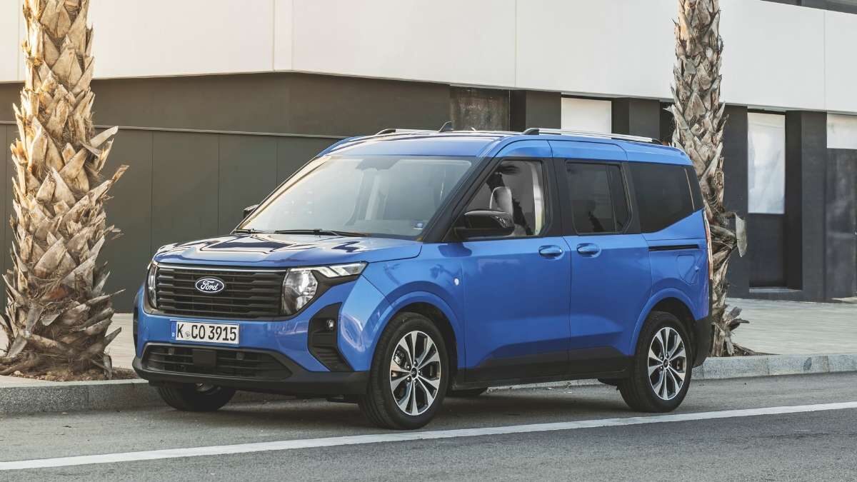 Ford Tourneo Courier Active Verde 1 Ford Tourneo Courier