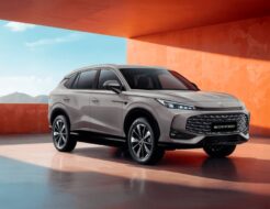 Qué esconde la tercera versión del MG HS, la híbrida no enchufable LHD MGHSHEV 2 2048x1152