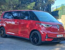 Probamos la furgo que tendría hoy el Equipo A: Volkswagen ID. Buzz GTX Volkswagen ID. Buzz GTX (1)