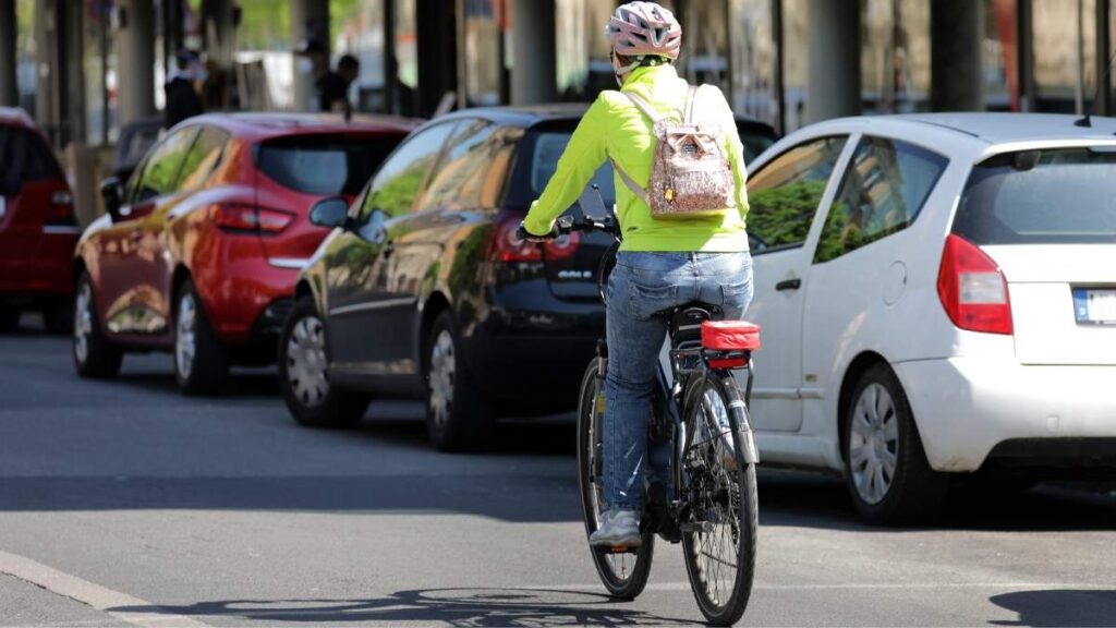 ciclista ciudad portada
