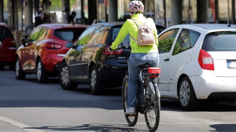 ciclista ciudad portada