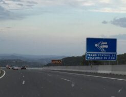 ¿Existe una velocidad a la que el radar no te multa en España? radar16 9ok