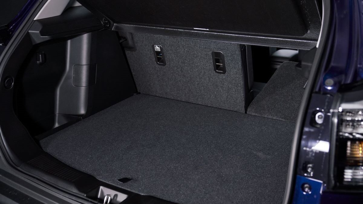 suzuki s cross full hybrid yoru 87