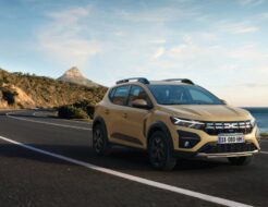 Así compra el españolito de a pie: Sandero manda, BYD y MG eclosionan Dacia Sandero Stepway