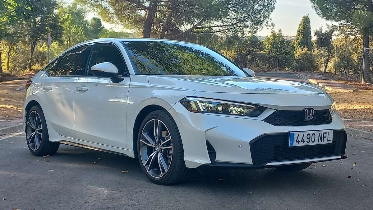 Honda Civic 2025 (4)