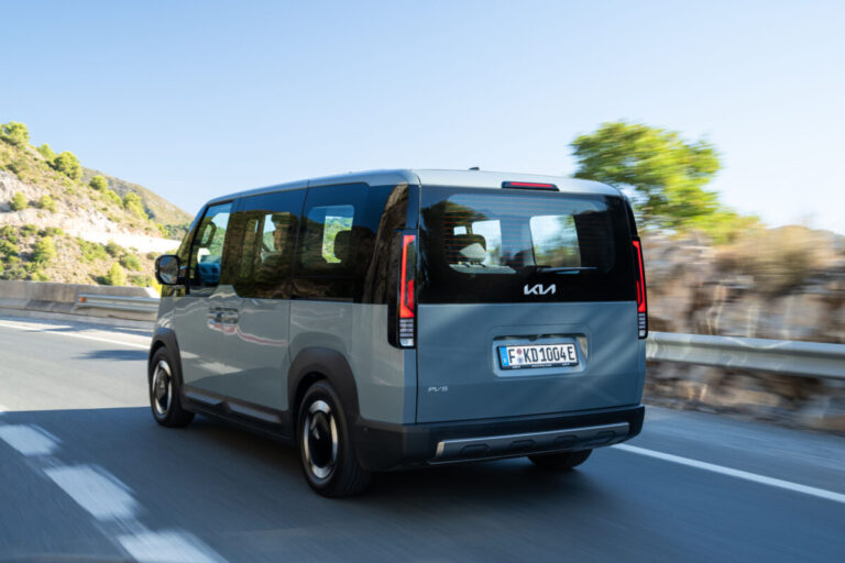 Kia PV5 Passenger 'Plus' 71.2kWh