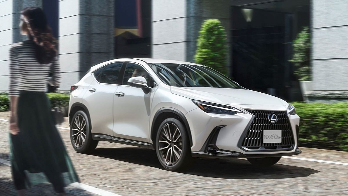 Lexus NX 450h+ (2)