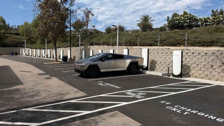 cargadores tesla 500 kw