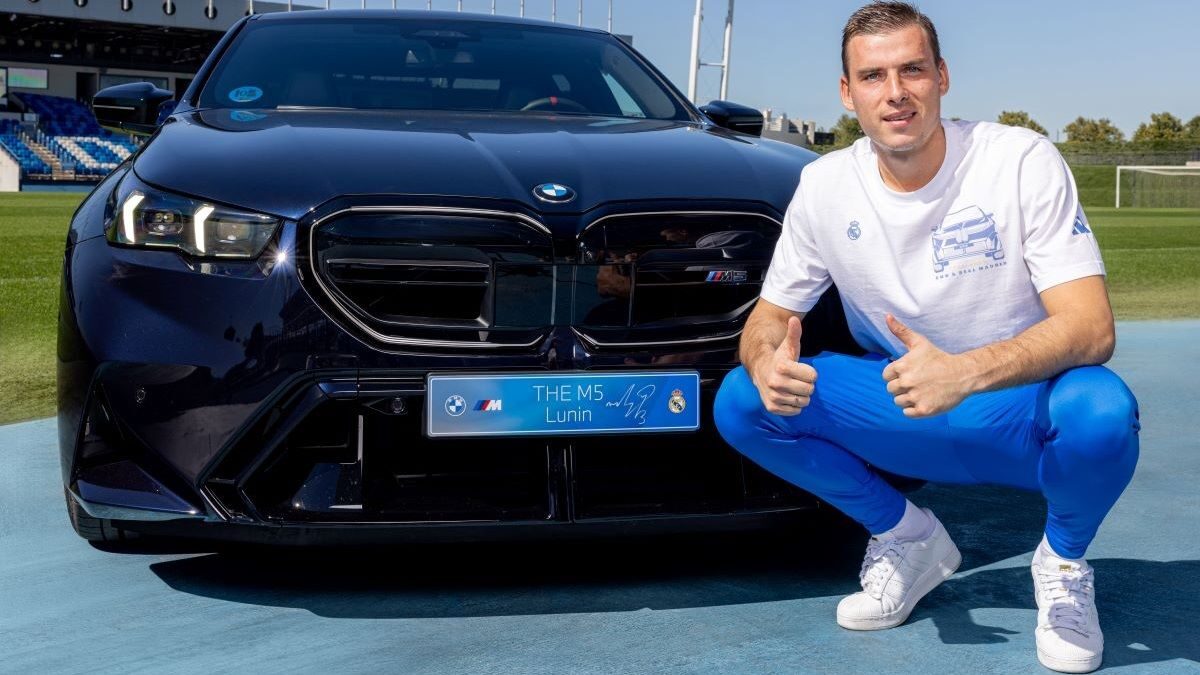 P90622073 highRes lunin y el m5