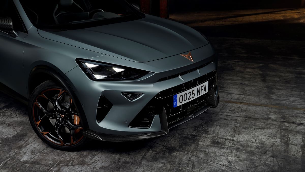 The new CUPRA Formentor VZ5 marks the return of the iconic 5 cylinder 04 HQ