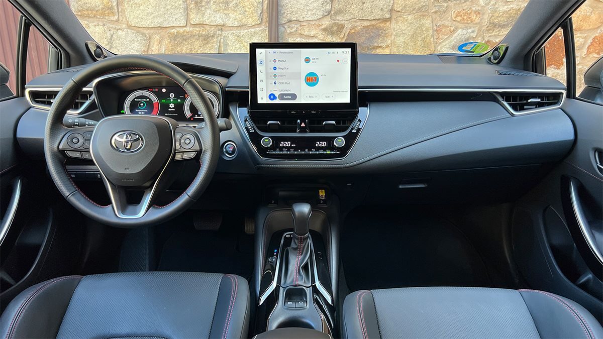 Toyota Corolla 200H GR Sport (2)