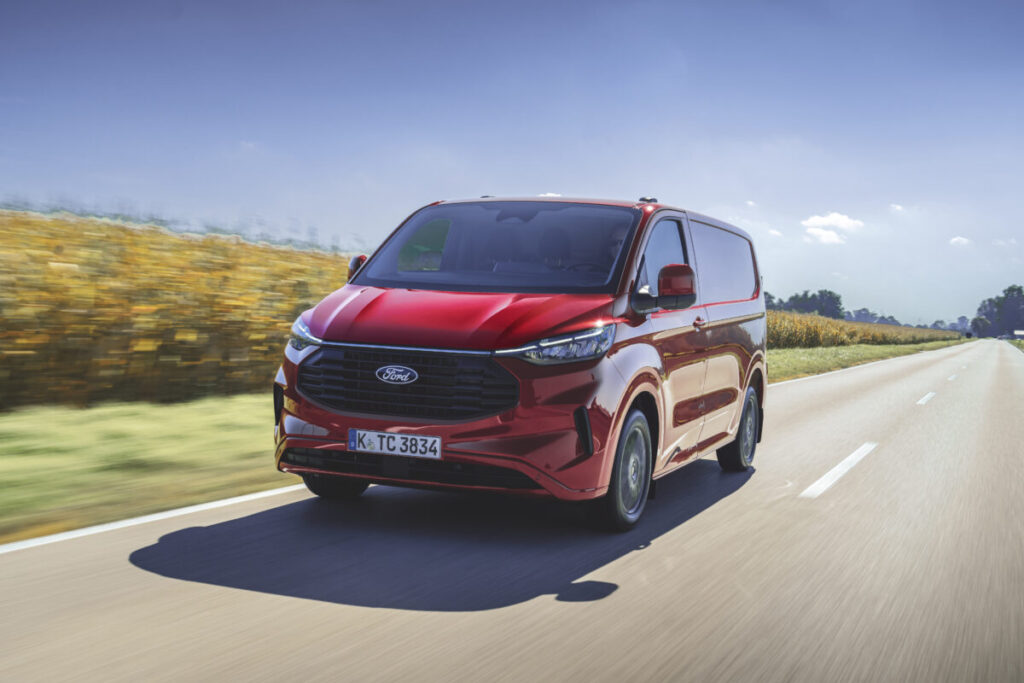 ford transit custom limited 436