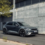 Hyundai presenta un nuevo lavado de cara (interior) para uno de sus eléctricos