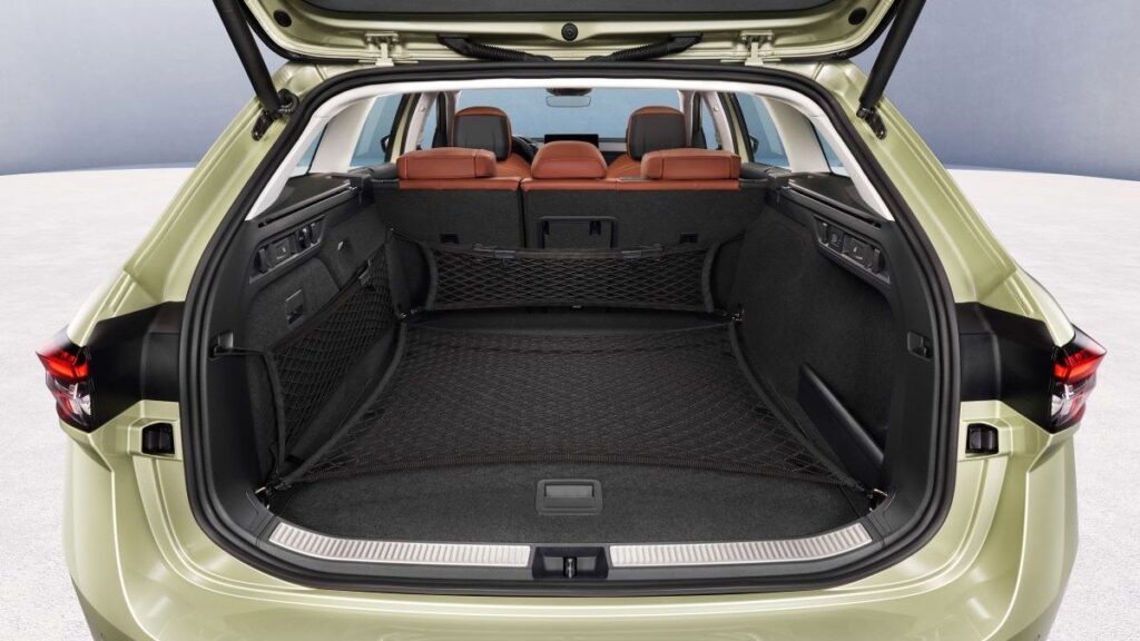 skoda superb combi 166