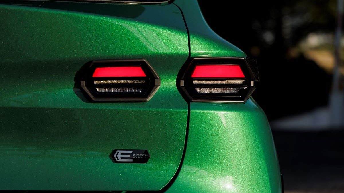 DPPIPRODUCTION 00003989 0008 Renault Clio 2025