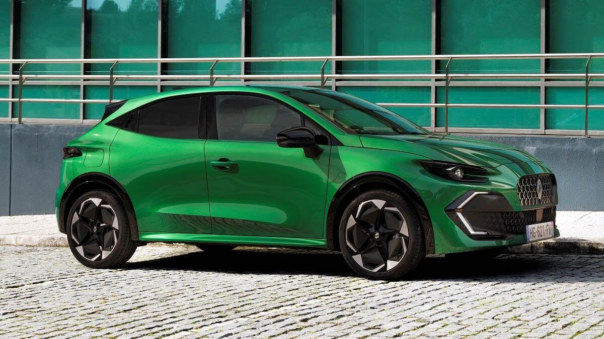 DPPIPRODUCTION 00003989 0017 Renault Clio 2025