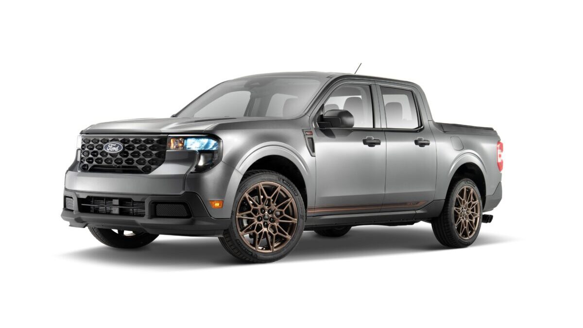 Ford Custom Garage Maverick 300T Concept1