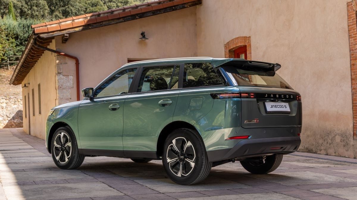 Jaecoo 5 (2) Jaecoo 5 (2)