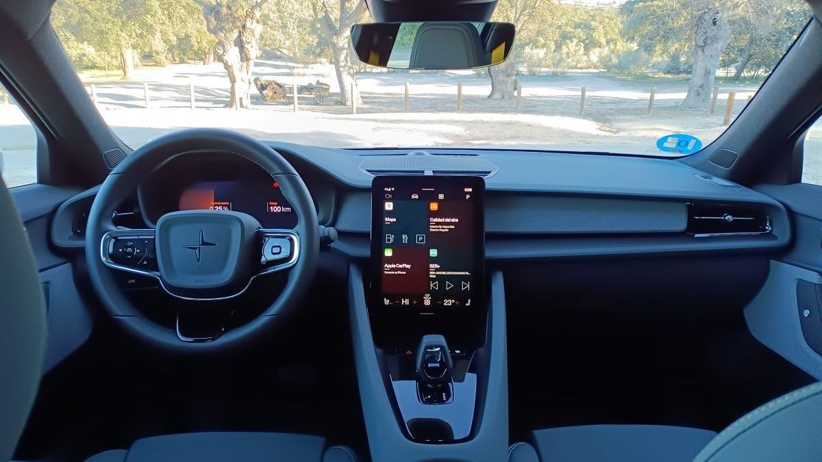 Polestar 2 (2) Polestar 2 (2)