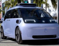 Cómo ha conseguido Google llevar miles de coches chinos a Estados Unidos a pesar de los aranceles concepto del nuevo coche de waymo