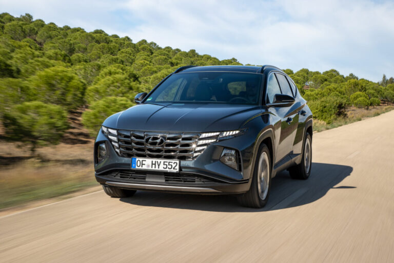 hyundai tucson hybrid 246