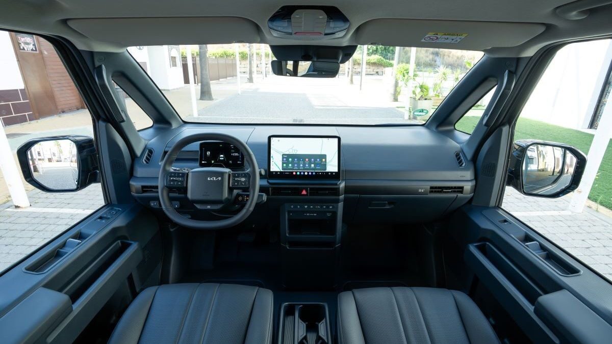 kia pv5 passenger19 kia pv5 passenger19