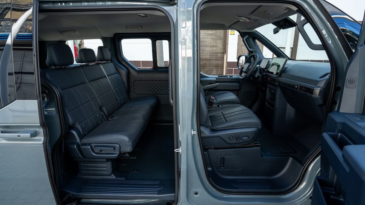 kia pv5 passenger67 kia pv5 passenger67