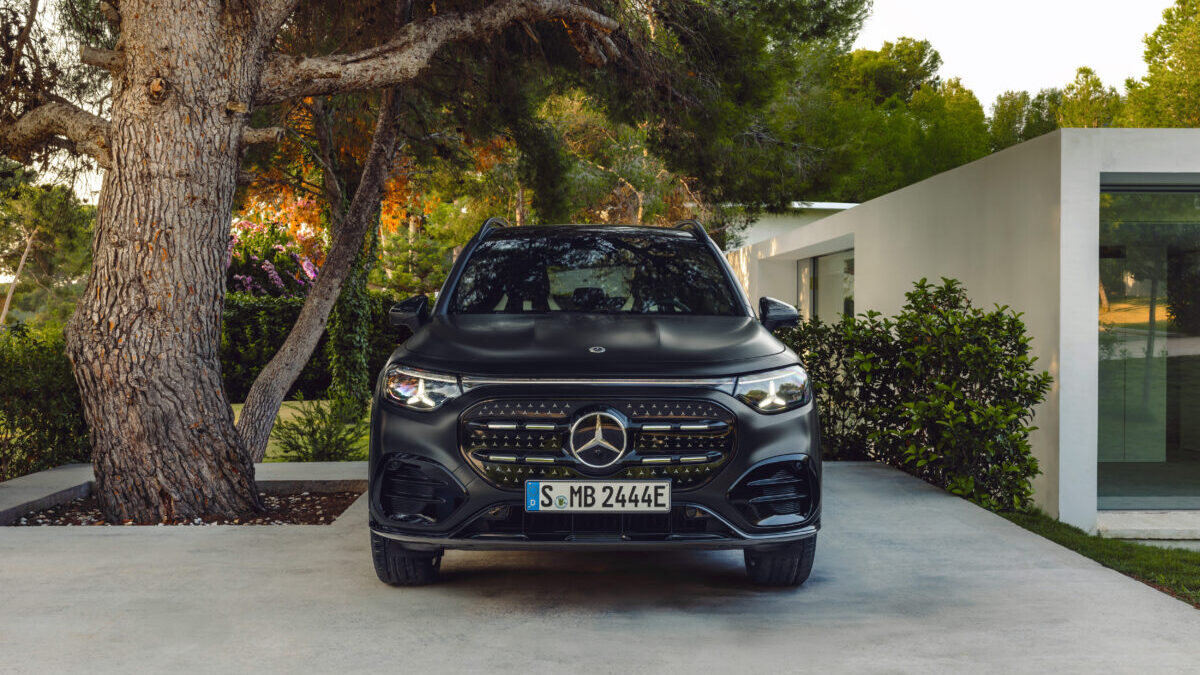 Der neue Mercedes Benz GLB: vielseitiger Alltagsheld mit Raum für Spontanität The all new Mercedes Benz GLB: a versatile everyday hero with room for spontaneity Der neue Mercedes Benz GLB: vielseitiger Alltagsheld mit Raum für Spontanität The all new Mercedes Benz GLB: a versatile everyday hero with room for spontaneity