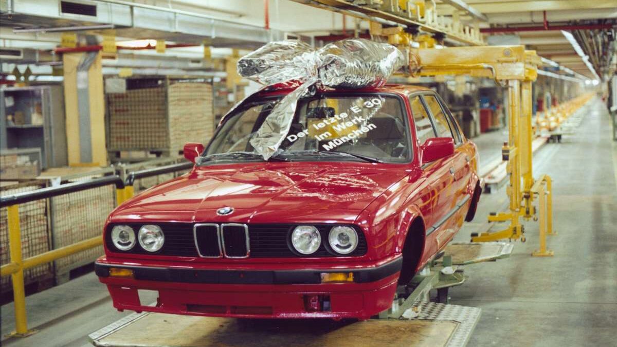 P90627170 highRes the last bmw 3 serie P90627170 highRes the last bmw 3 serie