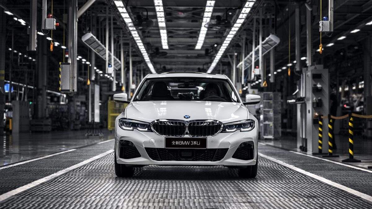 P90627177 highRes finish of a seventh P90627177 highRes finish of a seventh