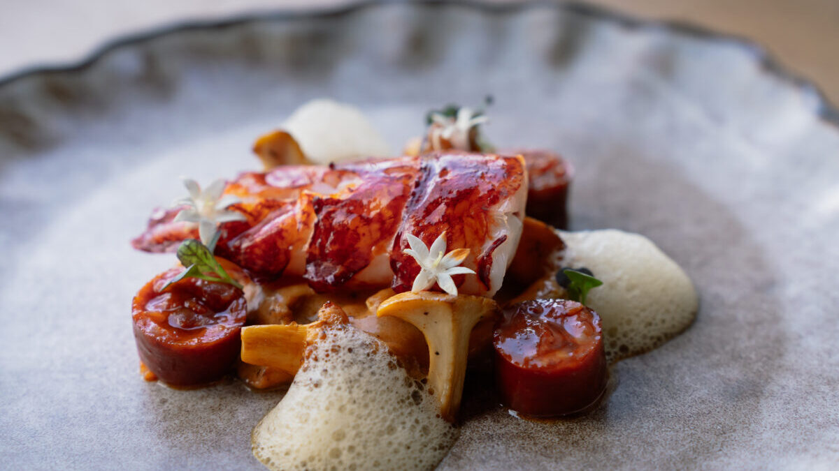 Menú A-8 de 9 pases; menú N-634 de 13 pases. Menú A-8 de 9 pases; menú N-634 de 13 pases.