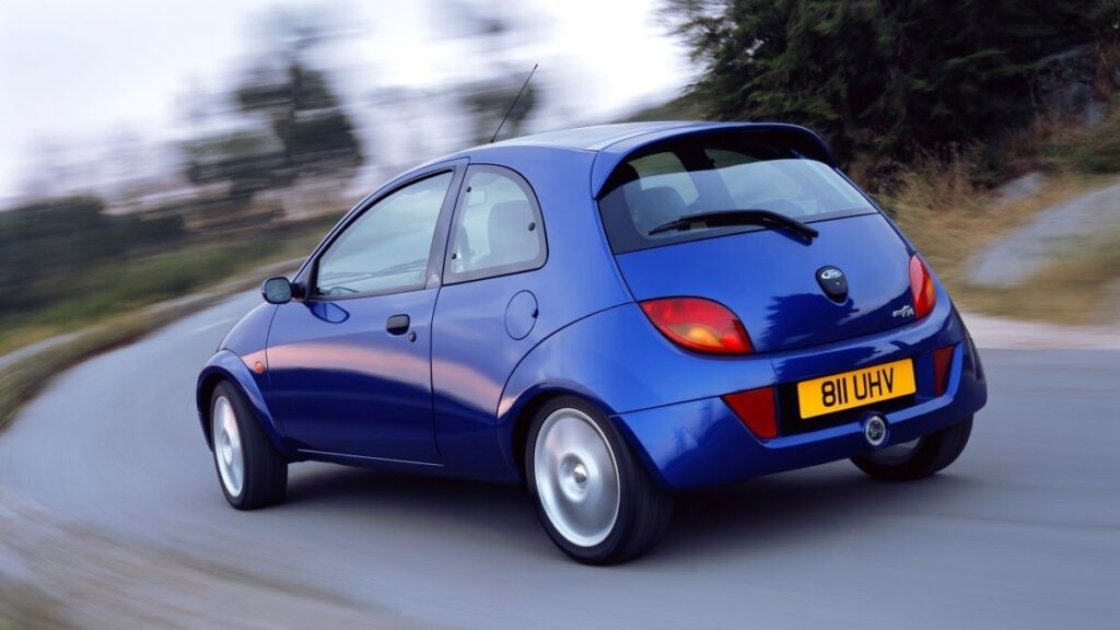 ford sportka 4