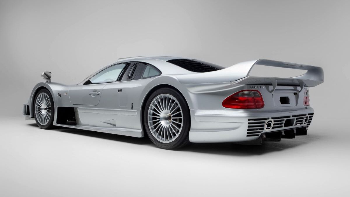 mercedes benz clk gtr amg road version 15