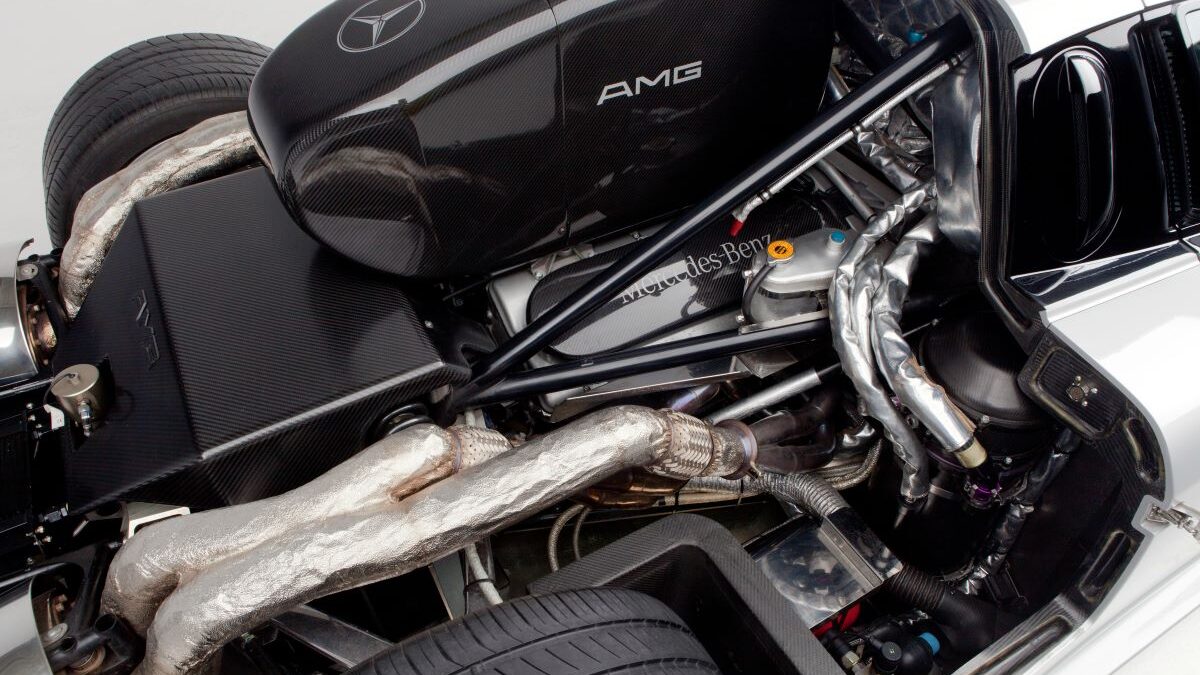 mercedes benz clk gtr amg road version 22