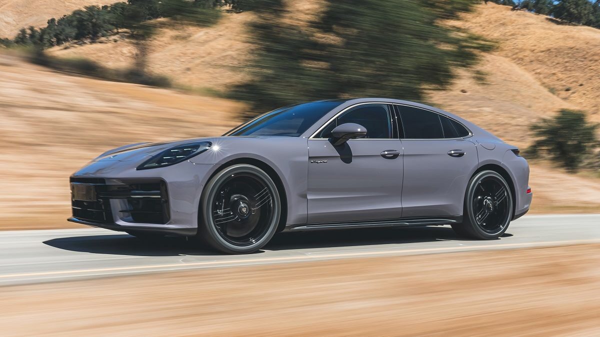 porsche panamera turbo s e hybrid 2235