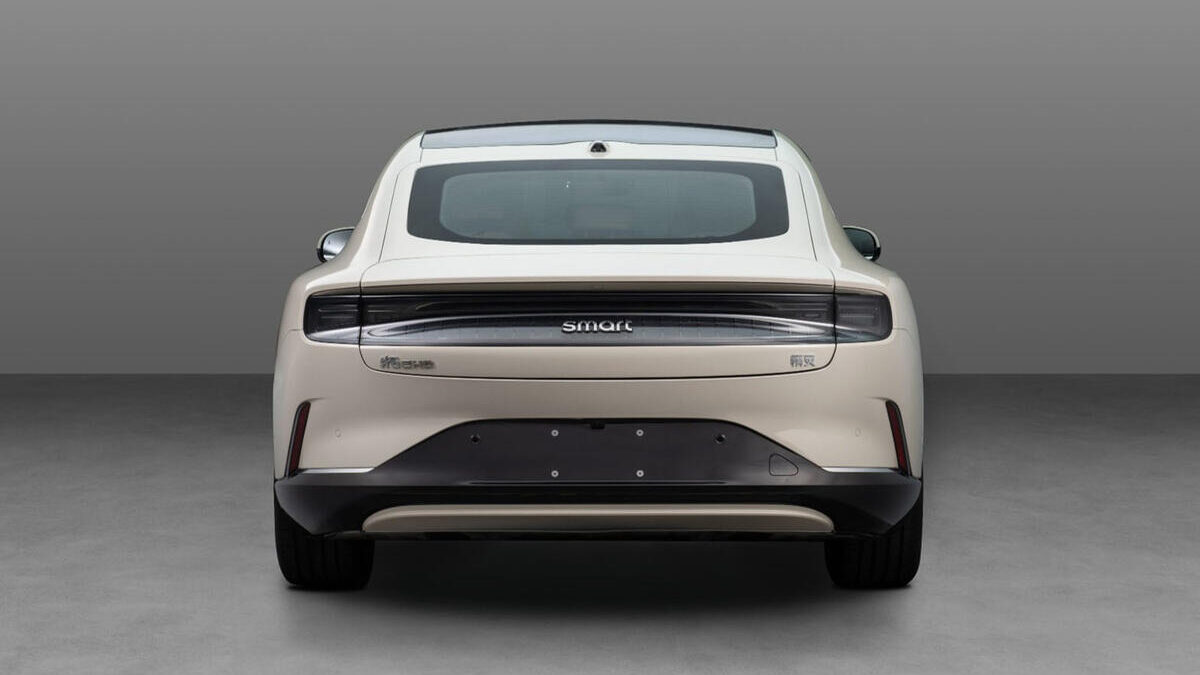 smart 6 rear white 1