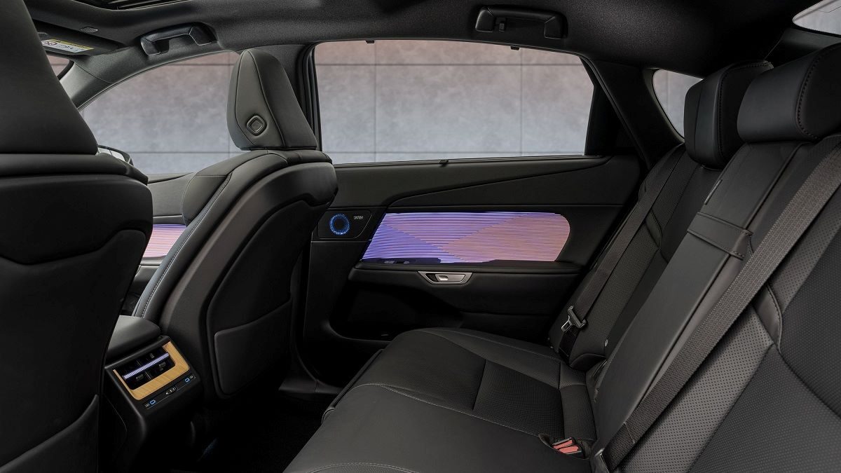 2025 ES 350e EU Premiere Interior 021 NEW