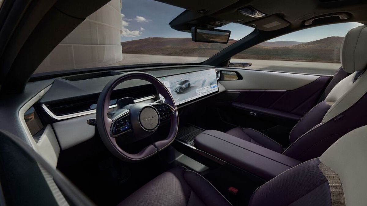 Mazda CX 6e interior