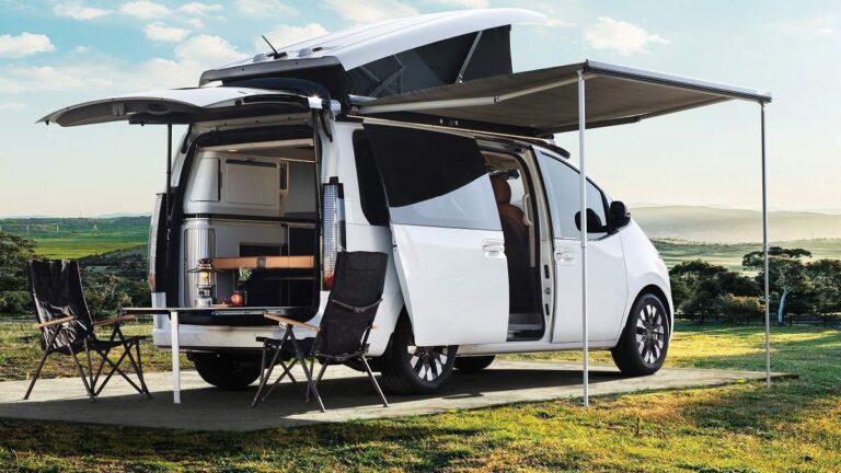 (Image) STARIA Camper Concept 2